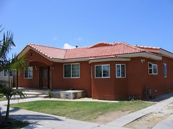 1st image of 10107 Condon Ave