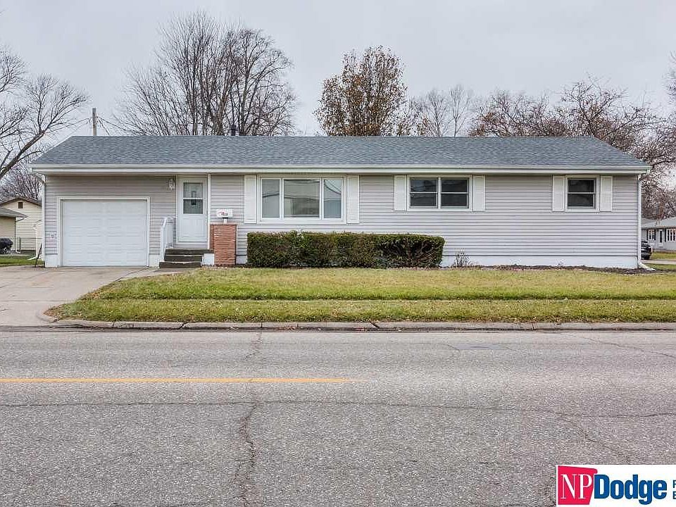 1st image of 2019 N Lincoln Ave