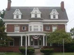 446 W Webster Ave, Muskegon, MI 49440