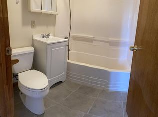 105 Walker St #3RD1, Lowell, MA 01854