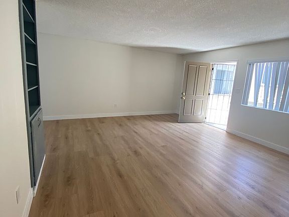 3rd image of 5255 Cass St APT 7