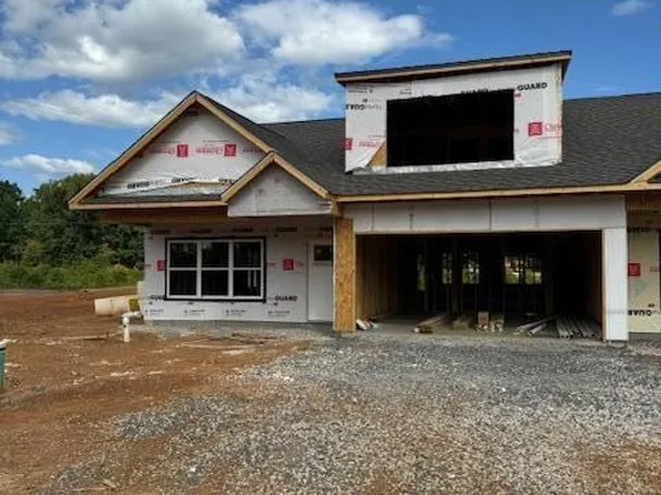 7314 Whispering Creek Lane Dr, Powell, TN 37849