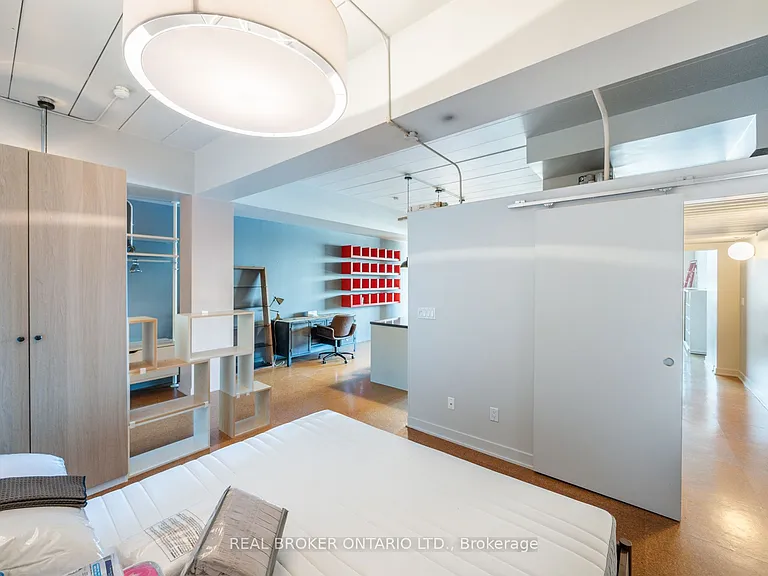 160 Baldwin St #405 — Photo 14