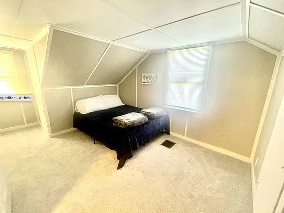 5th image of 1021 Keokuk St #2