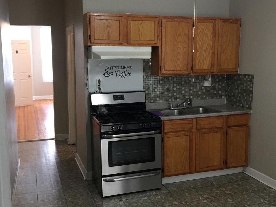 1st image of 3747 W Diversey Ave #1