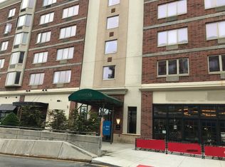 6101 City Pl, Edgewater, NJ 07020
