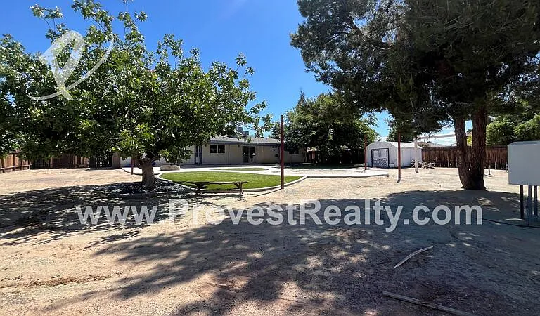 18370 Danbury Ave — Photo 25