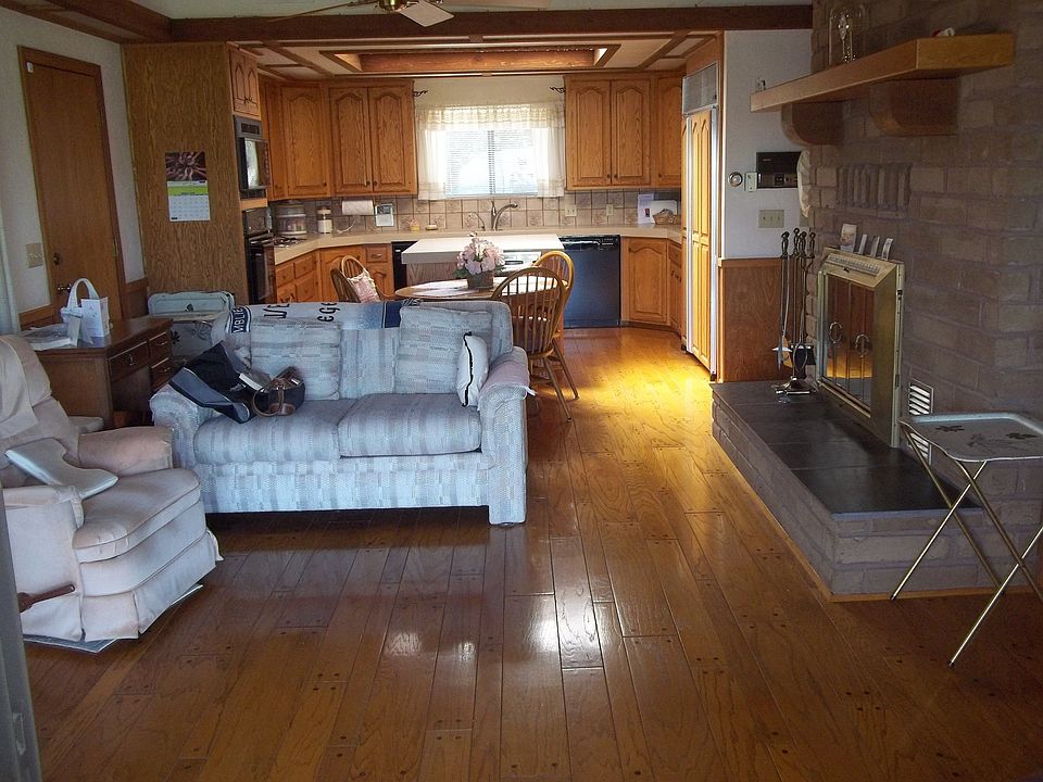 2nd image of 20664 Gelman Dr