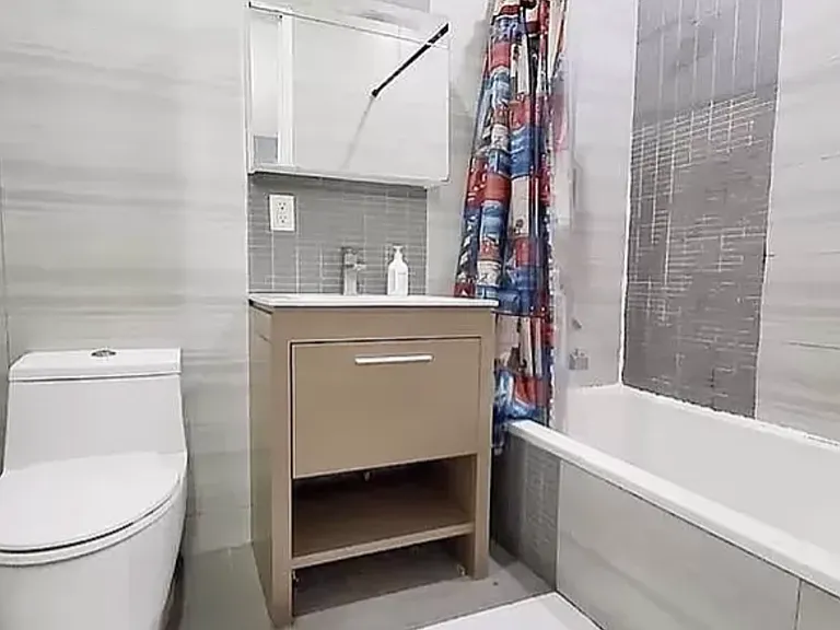 170 Suydam St #1F — Photo 13