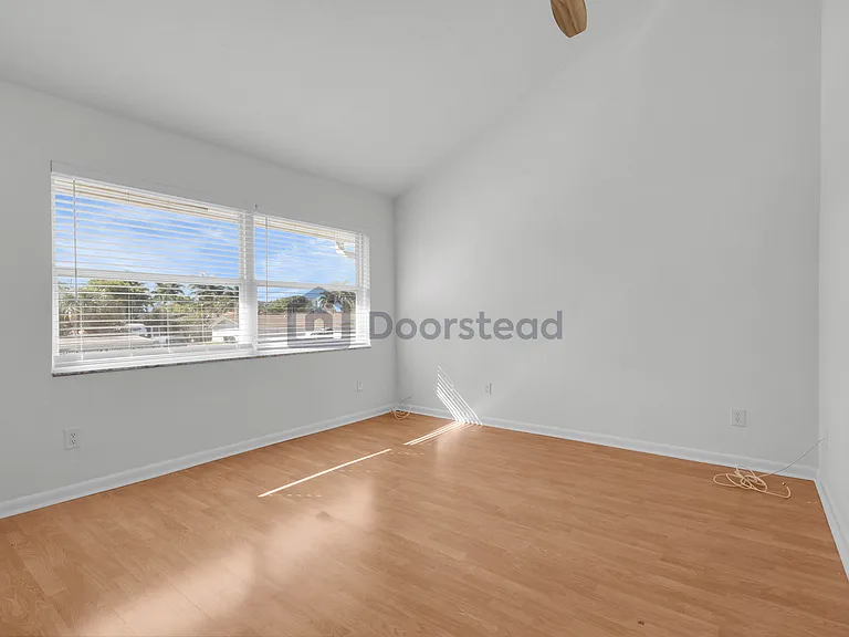 5 Hawk St #7 — Photo 17