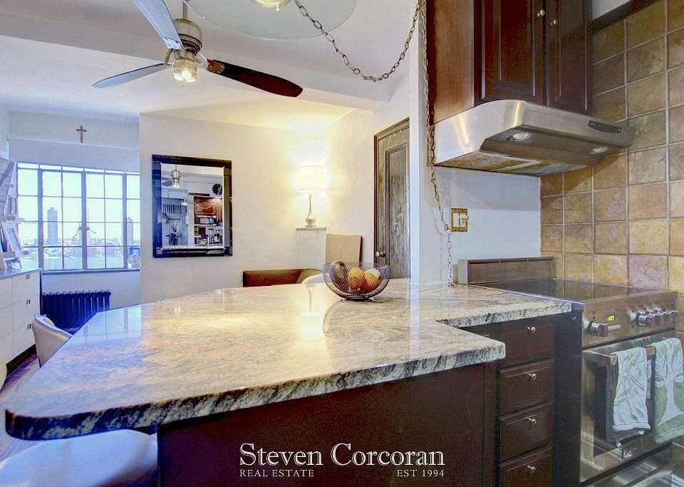 1st image of 5 Tudor City Pl APT 828