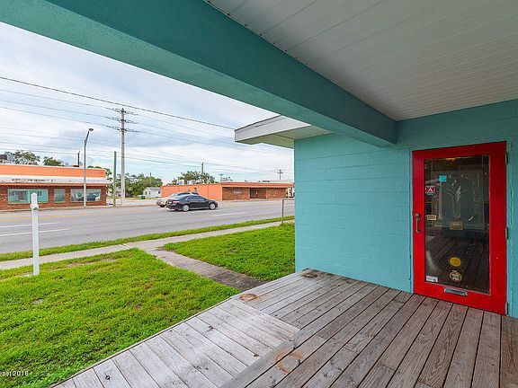 5th image of 1502 N Harbor City Blvd