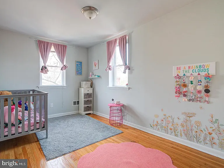 539 N 33rd St #2 — Photo 7
