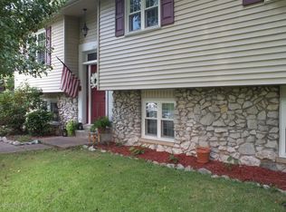 1305 Kiper Dr, Leitchfield, KY 42754