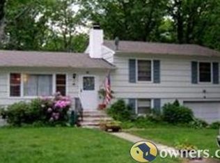 40 Sioux Ave, Rockaway, NJ 07866
