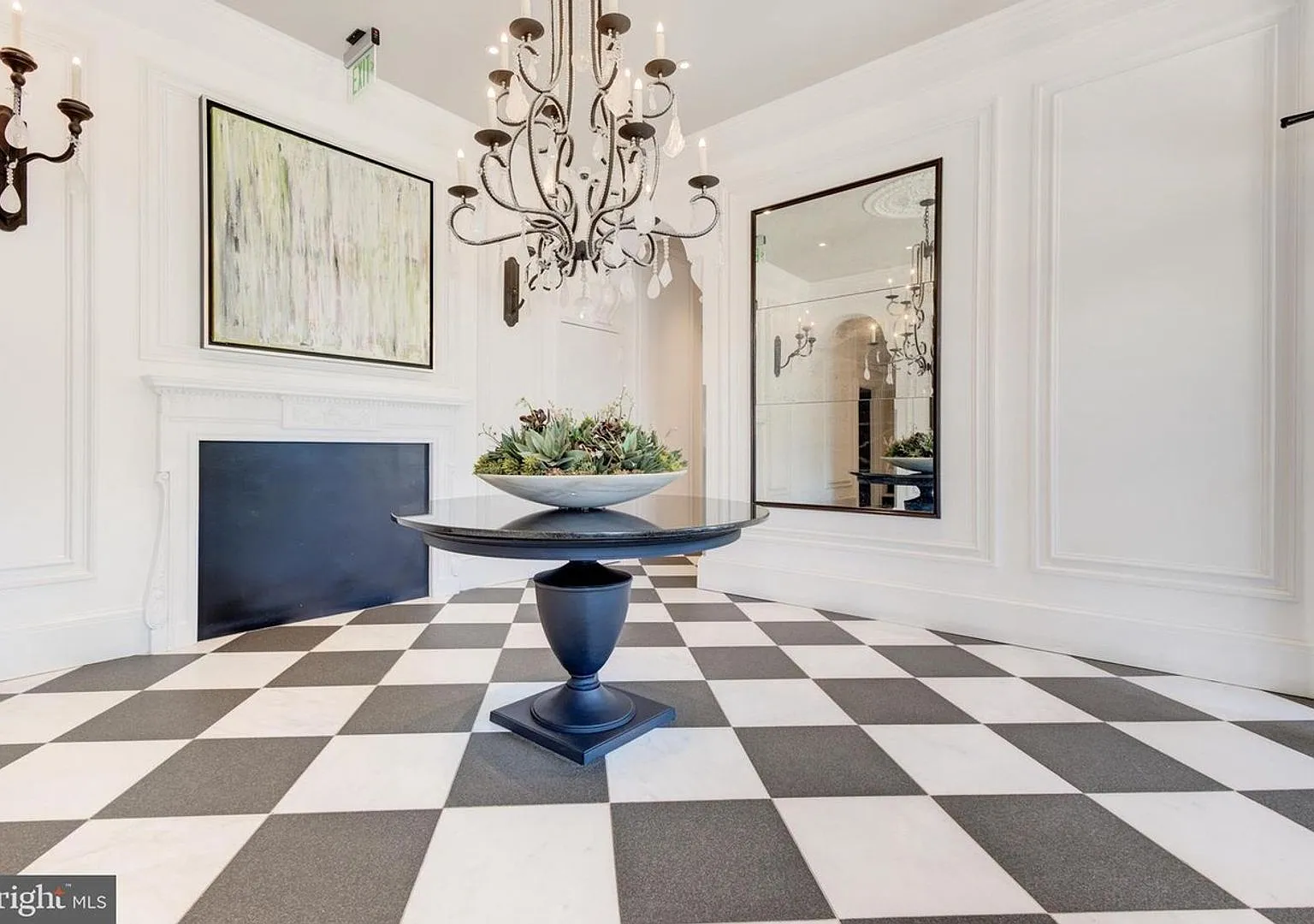 Dual-Entry Designer 2BR | In-Unit W/D | Pet Friendly & Parkside! Available now! — Photo 3
