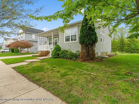 3rd image of 3816 Kiskadee Dr
