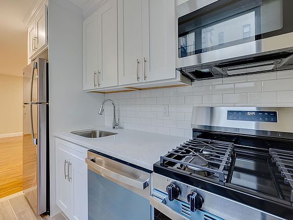 2nd image of 14-17 31st Ave #2E