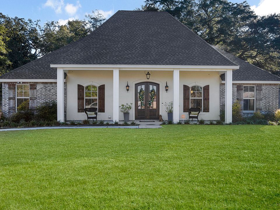 1st image of 353 Mallard Ct