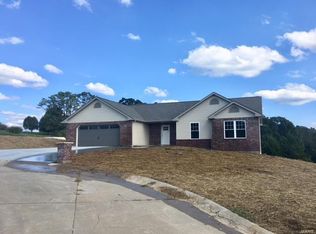 712 Sydney Ct, Washington, MO 63090