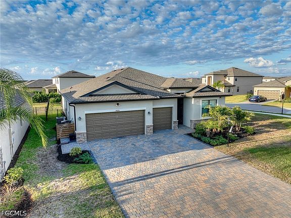 3rd image of 14695 Carva Ln