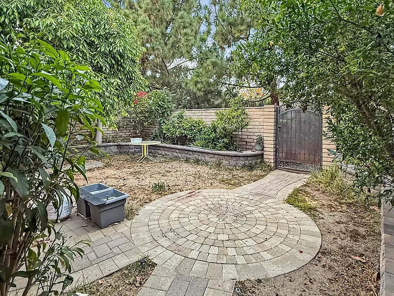32 Iron Bark Way — Photo 40