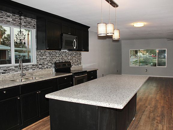 3rd image of 146 N 81st St