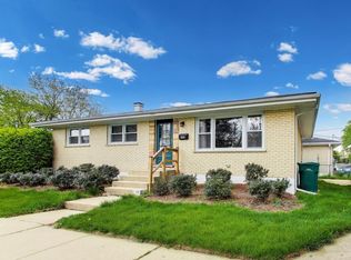 345 E View St, Lombard, IL 60148