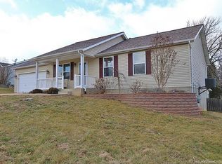 5732 Dogwood Dr, High Ridge, MO 63049