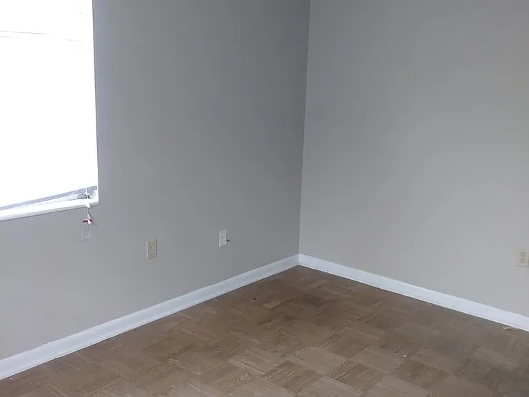 346 N Dewey St — Photo 8