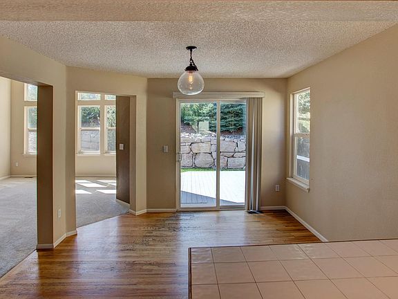 Dining area before re-floor