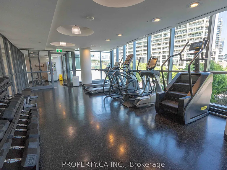 215 Fort York Blvd #2203 — Photo 19