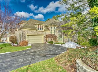 150 Regatta Dr, Webster, NY 14580