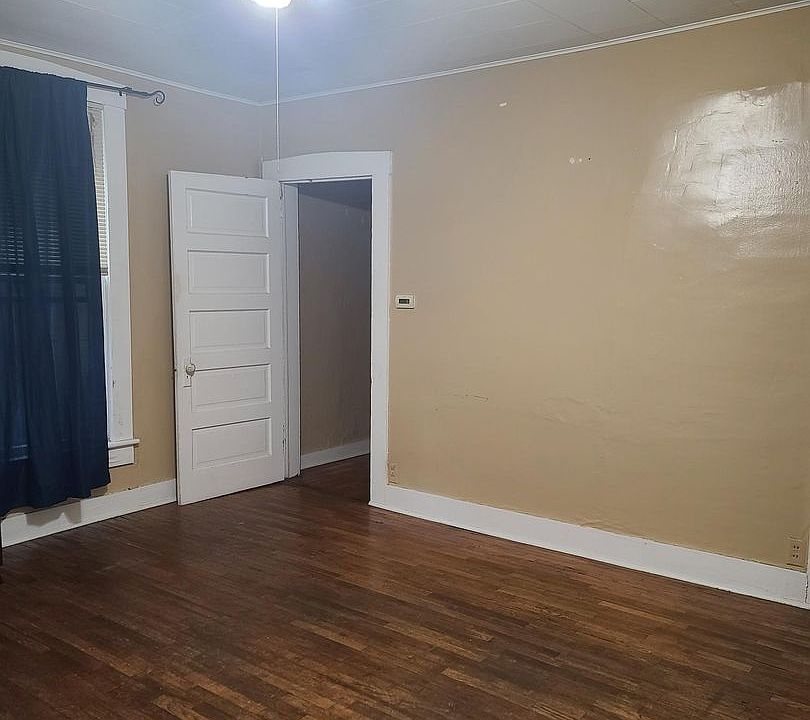 1st image of 703 W High St APT 2
