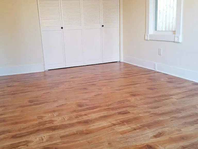 391 Beach St — Photo 14