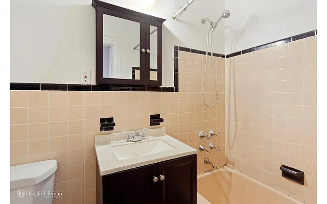 Rented by Douglas Elliman | media 7