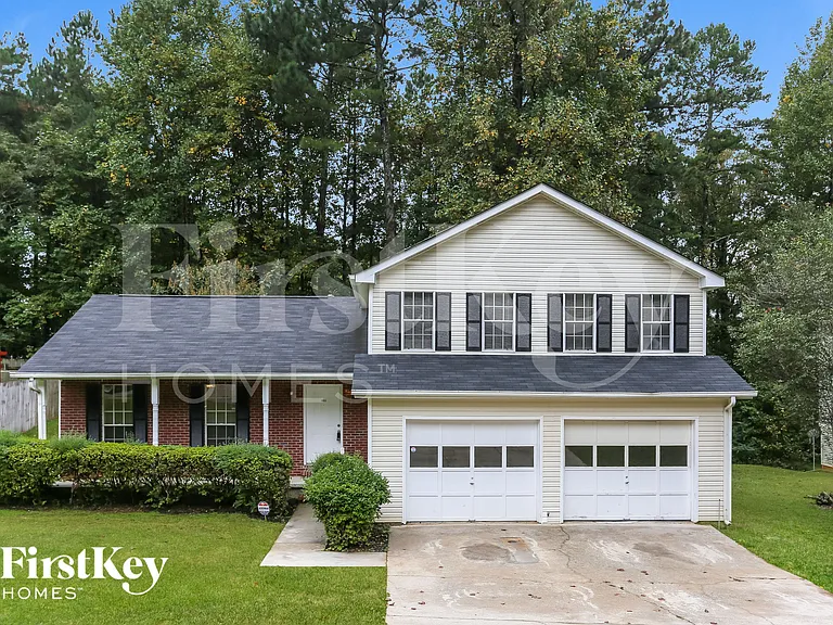 993 Cherry Laurel Dr — Photo 1