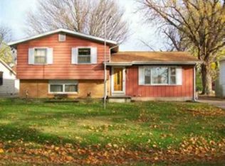 2220 4th Ave, Sterling, IL 61081