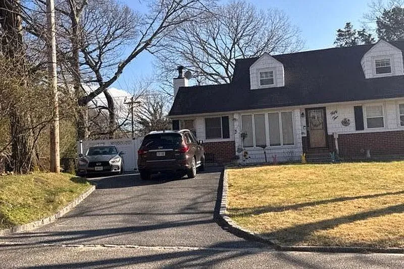 52 Crocus Ln photo 1