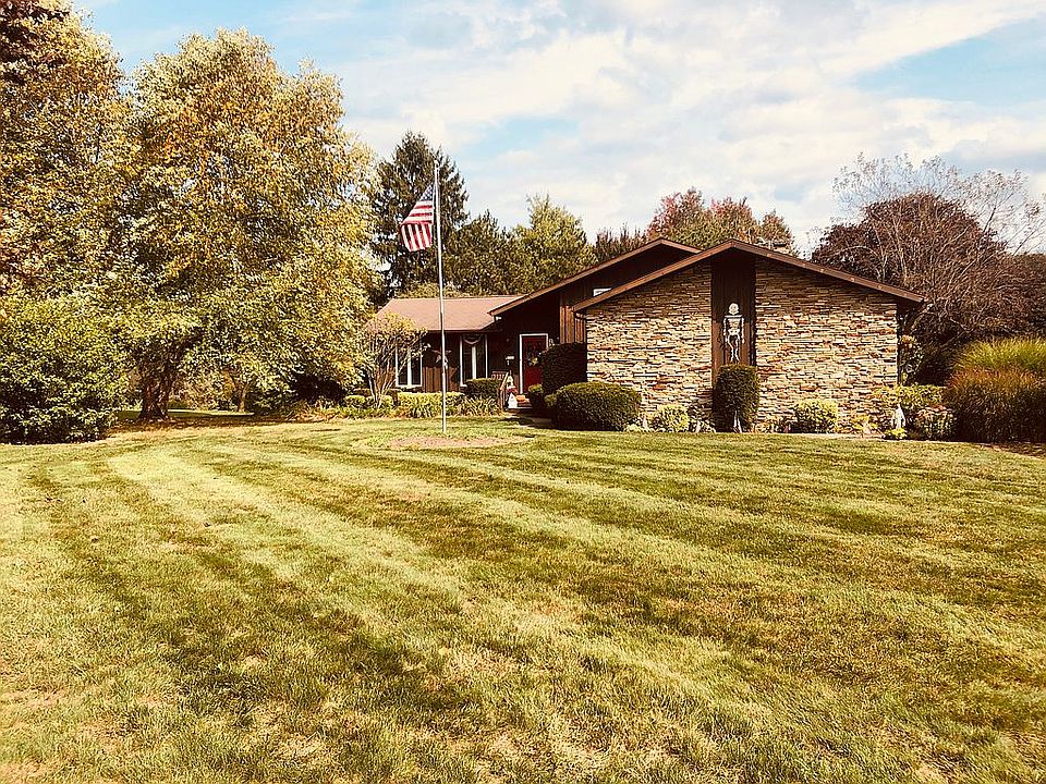 1st image of 225 Vineyard Way