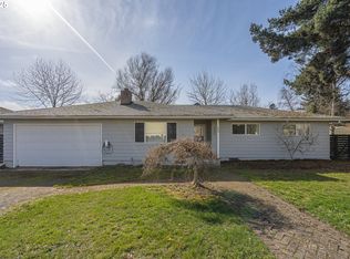 208 SE Jefferson St, Sheridan, OR