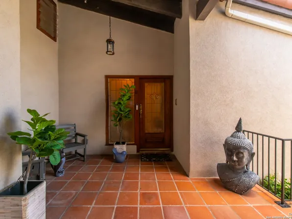 4270 Ocean Drive #11, Corpus Christi, TX 78411