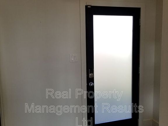 4th image of 65 Oak Vista Dr