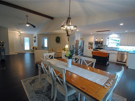 5th image of 23 Scalloway Dr