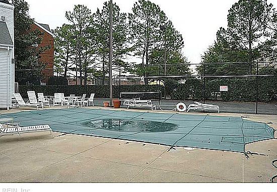 2nd image of 207 Westover Ave APT 201