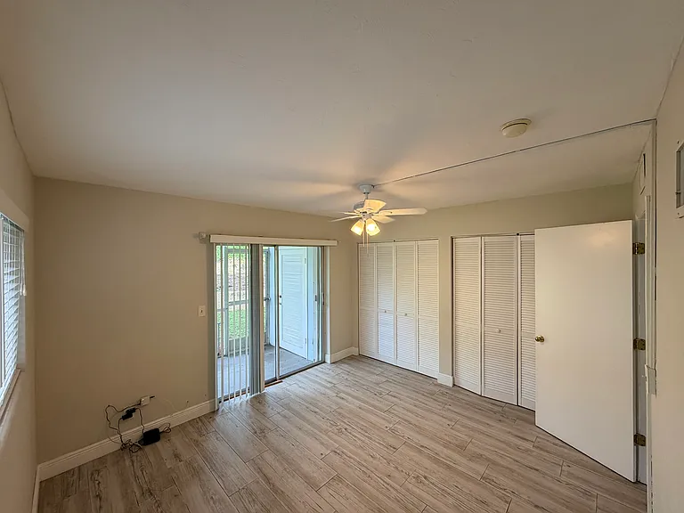 2960 Cynthia Ln — Photo 6