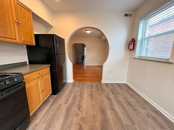 4th image of 1710 Snyder Ave Floor 2
