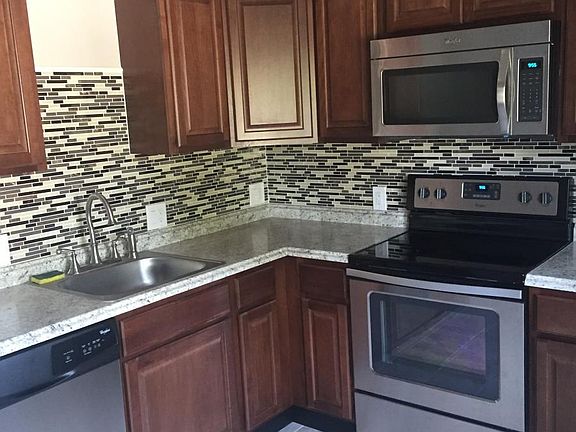 Beautiful! Glass tile