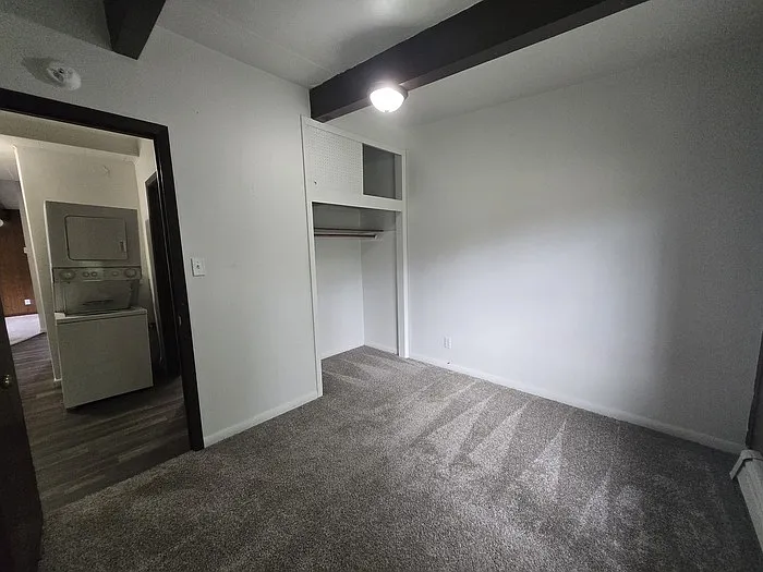 906 Lowell St #4 — Photo 6