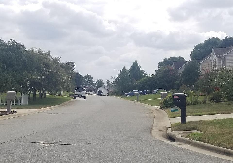 2nd image of 705 Old Farm Rd